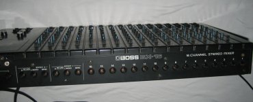 Boss BX-16 4.jpg